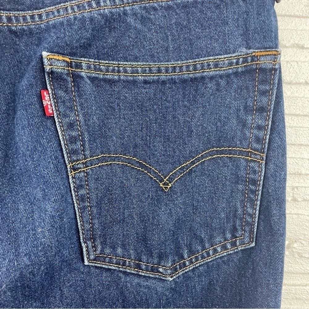 Levi's Men's 505 Straight Jeans Medium Wash 100% Cotton Waist 36 - Picture 11 of 15